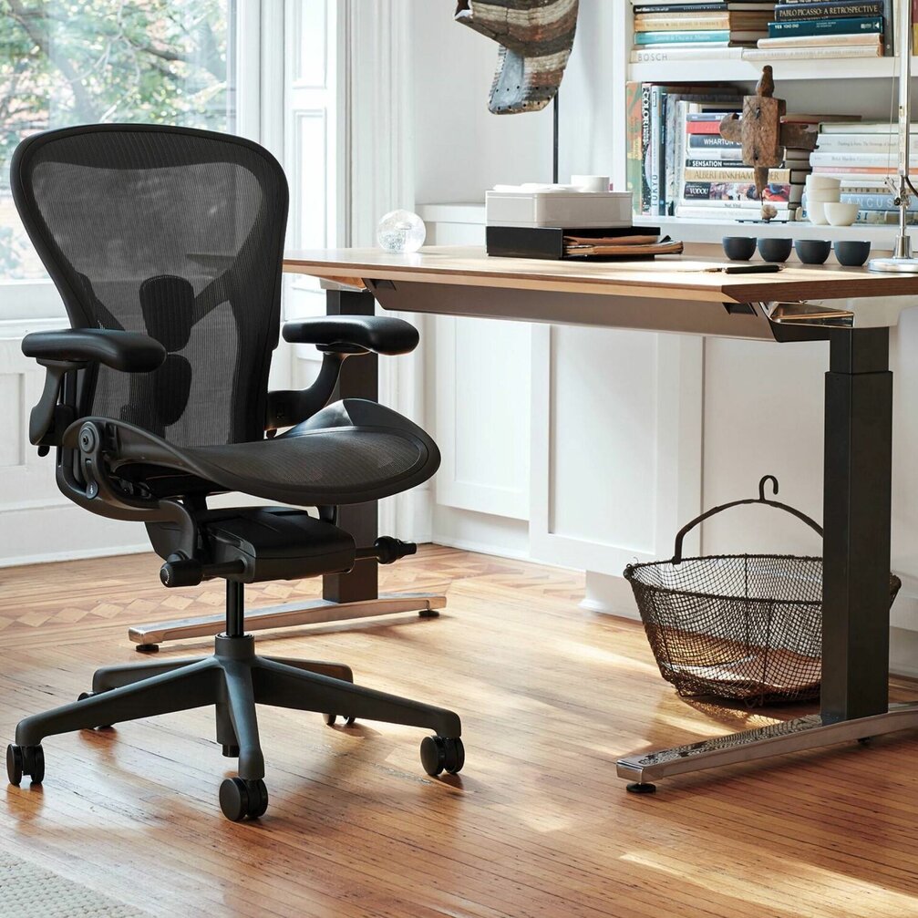 Herman Miller Aeron graphite veľkosť B