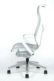 Herman Miller Cosm High Back studio white